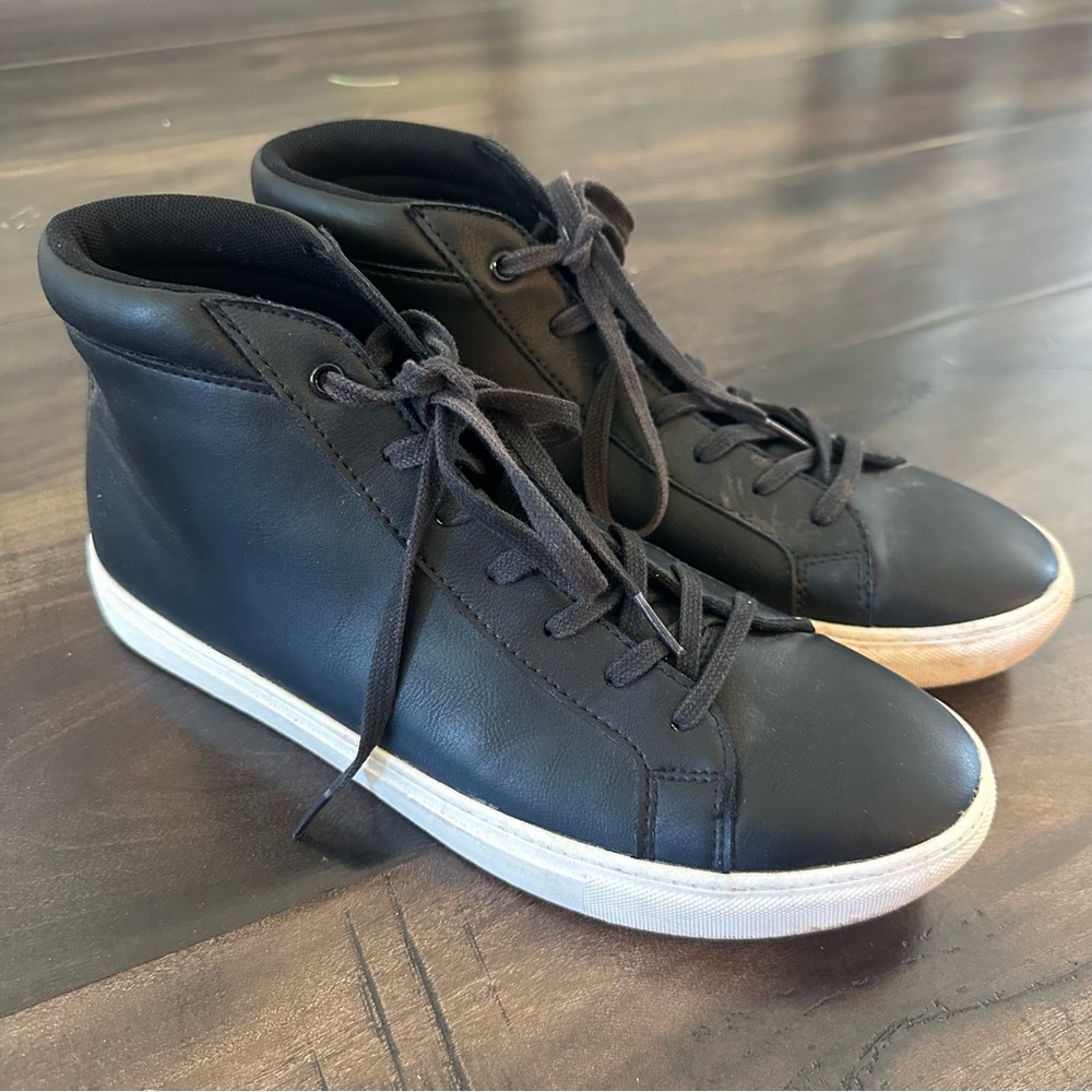 Goodfellow & Co Black Sneakers with Minimalist Design Size 8